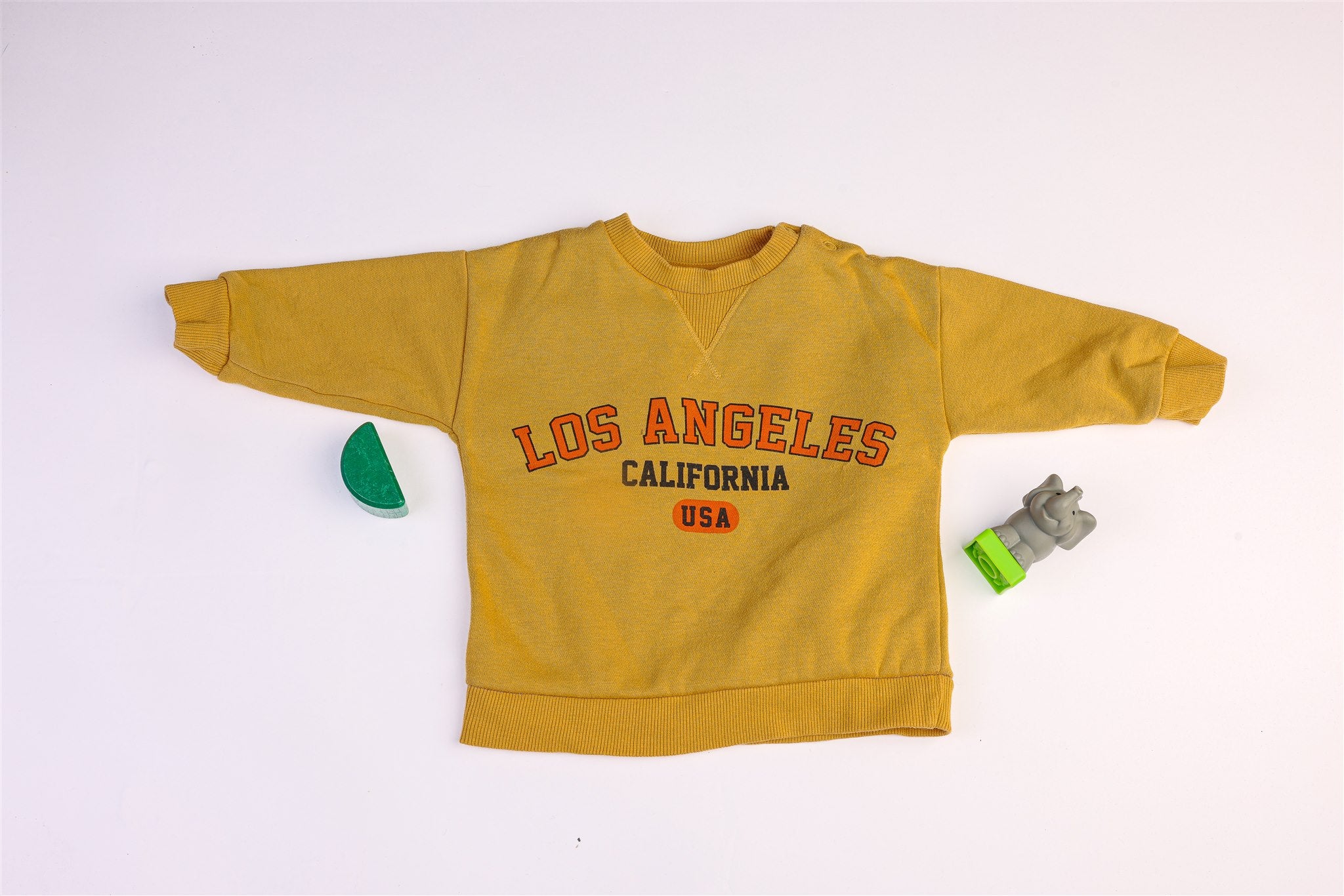 Yellow "Los Angeles, California, USA" jumper
