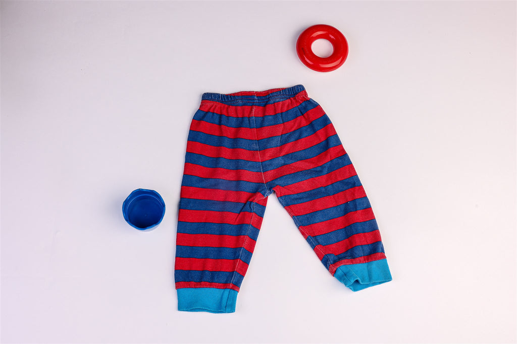 Two-piece pyjamas in rocket blue "up, up, and away"