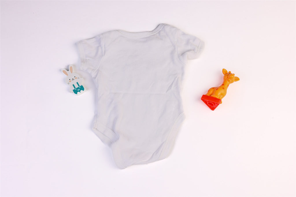 White bodysuit with lion and mouse print