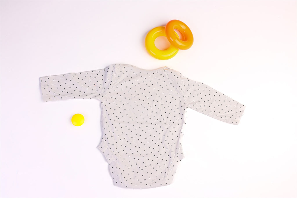 Long-sleeved bodysuit with hearts