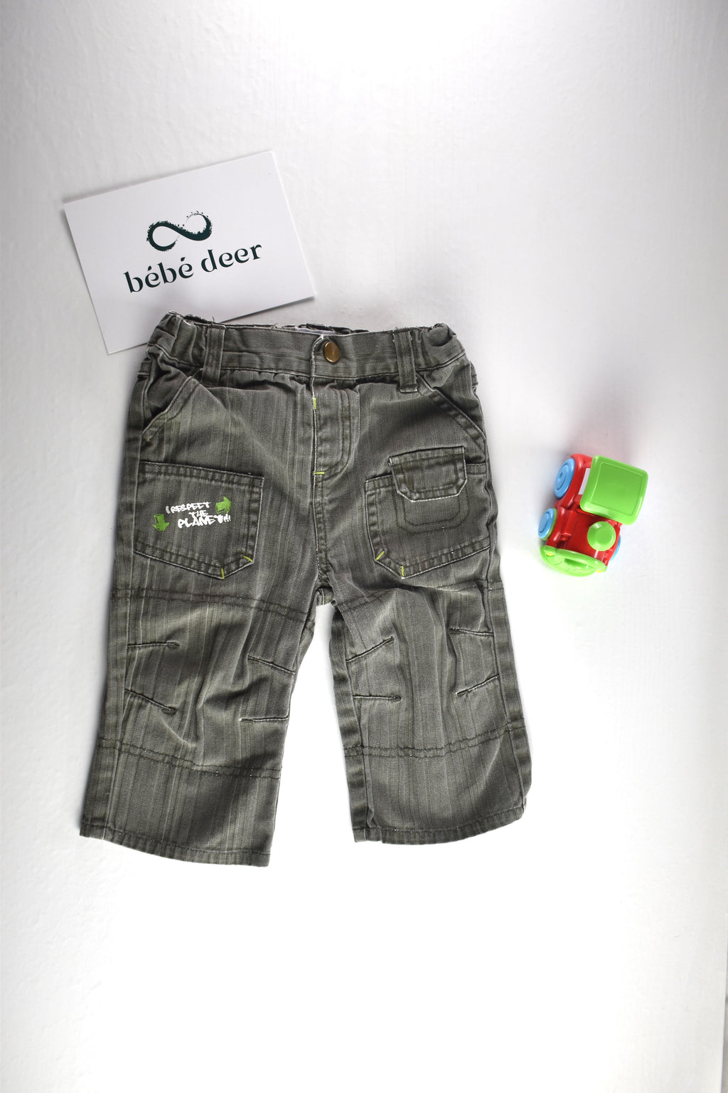 Grey cargo trousers "I respect the planet!!"