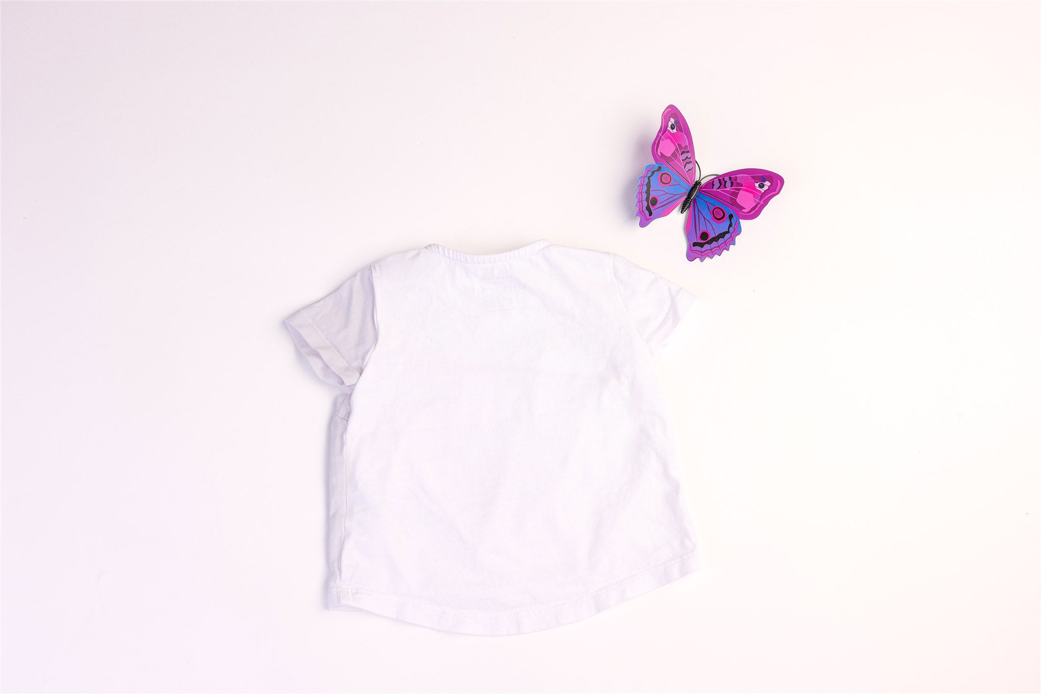 Short-sleeved floral top