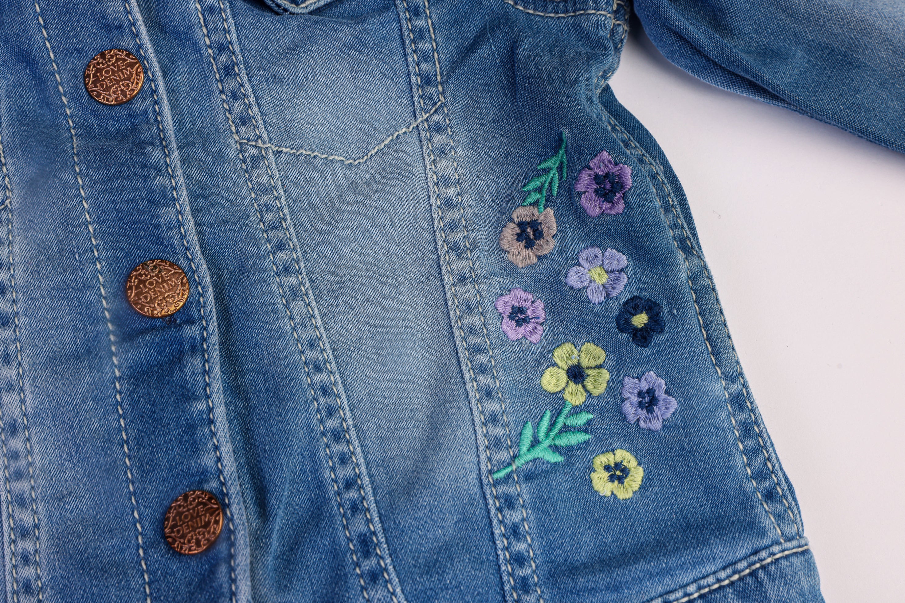 Denim jacket with floral embroidery