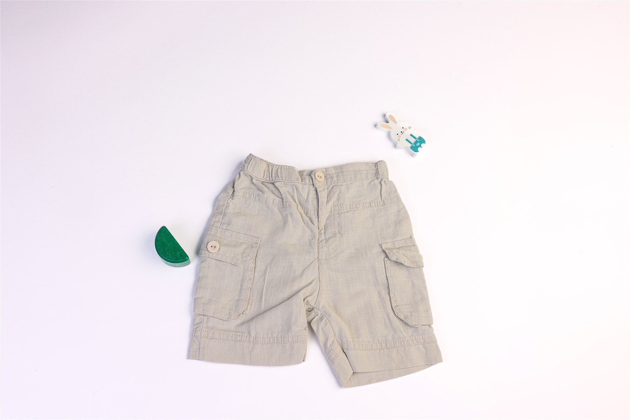 Thin linen and cotton shorts