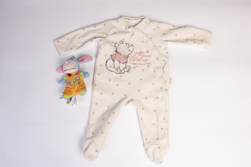 Winnie the Pooh "I wonder how many wishes a star can give"