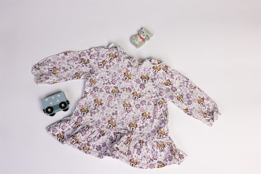 Minnie Mouse top with flowers