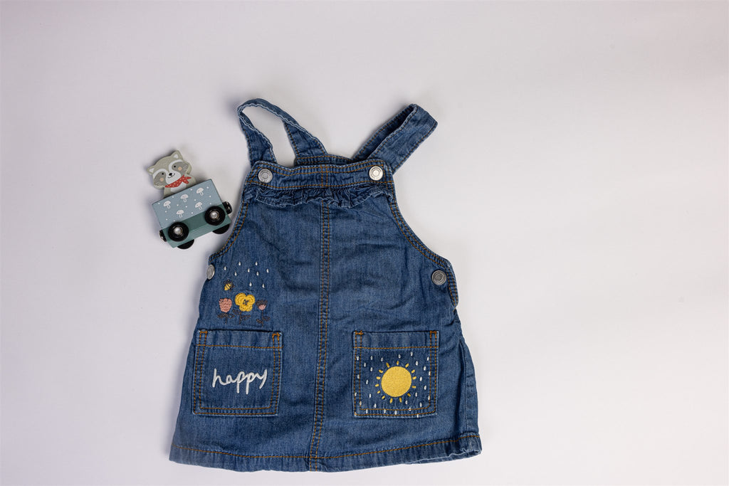 Denim dress with straps, "happy" and sun print