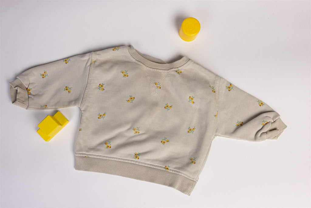 Jumper with small flowers