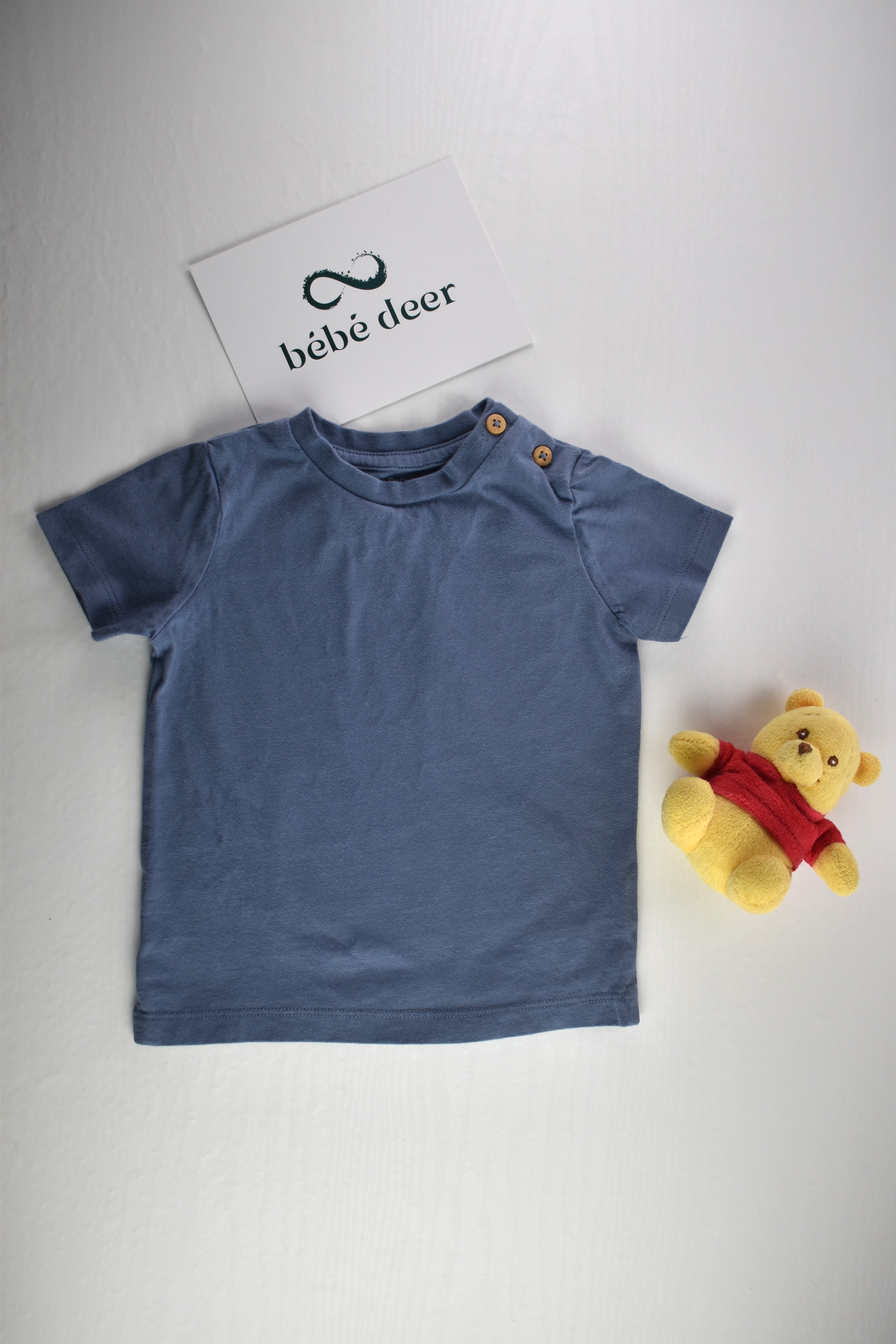 Blue short-sleeved top