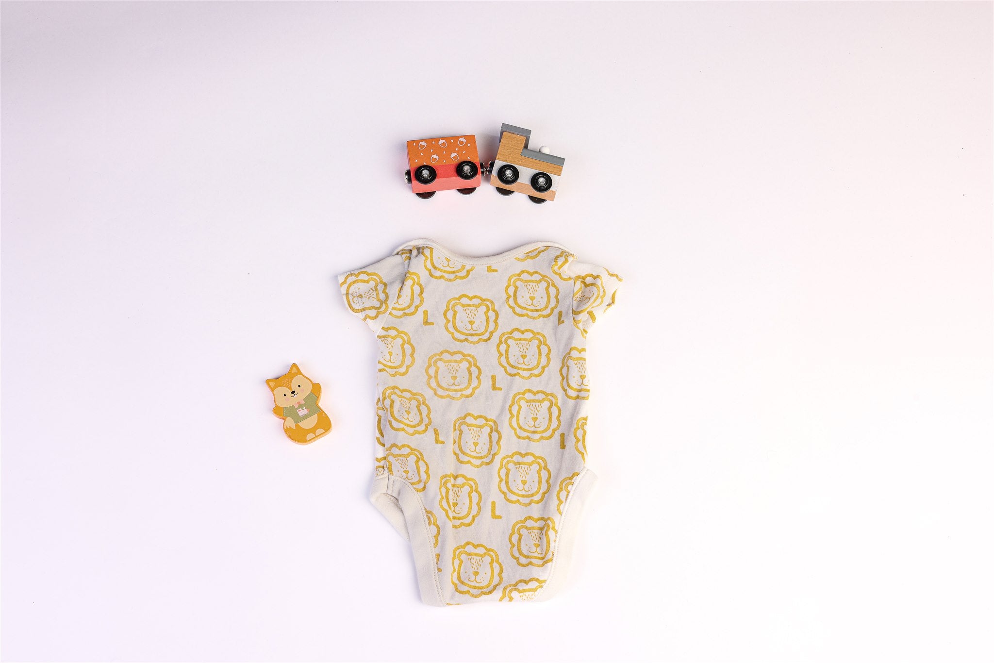 Bodysuit with yellow lion heads