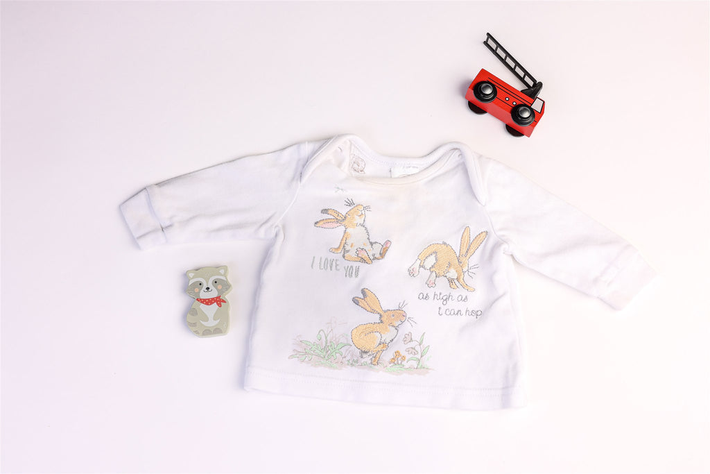White bunny top "I love you as high as I can hop"